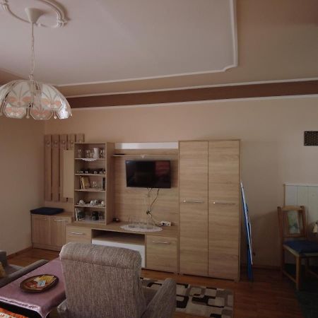 Stop Apartment Bük Extérieur photo